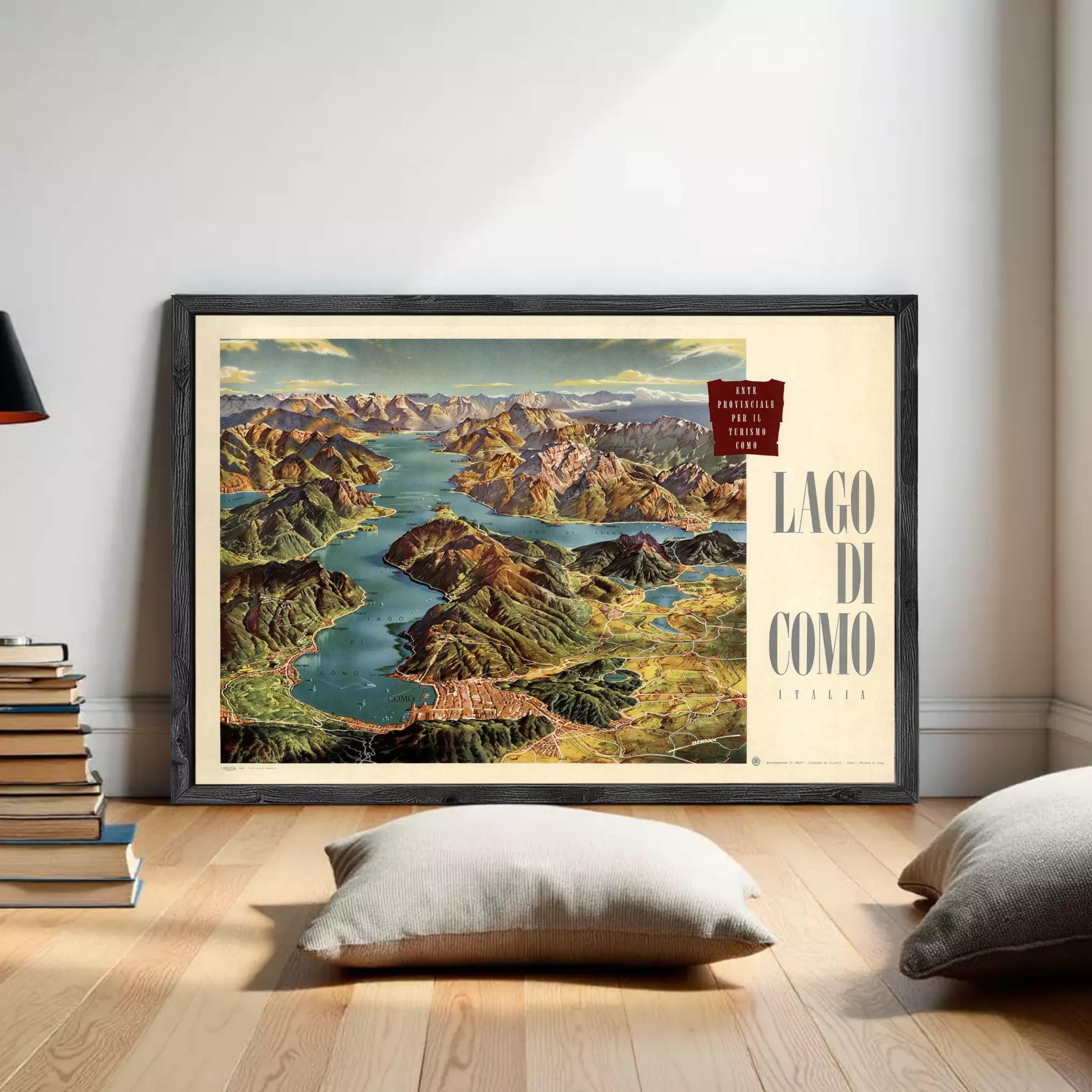 The image is a framed vintage map of Lago di Como, Italy, depicting the scenic lake surrounded by mountains and hills.