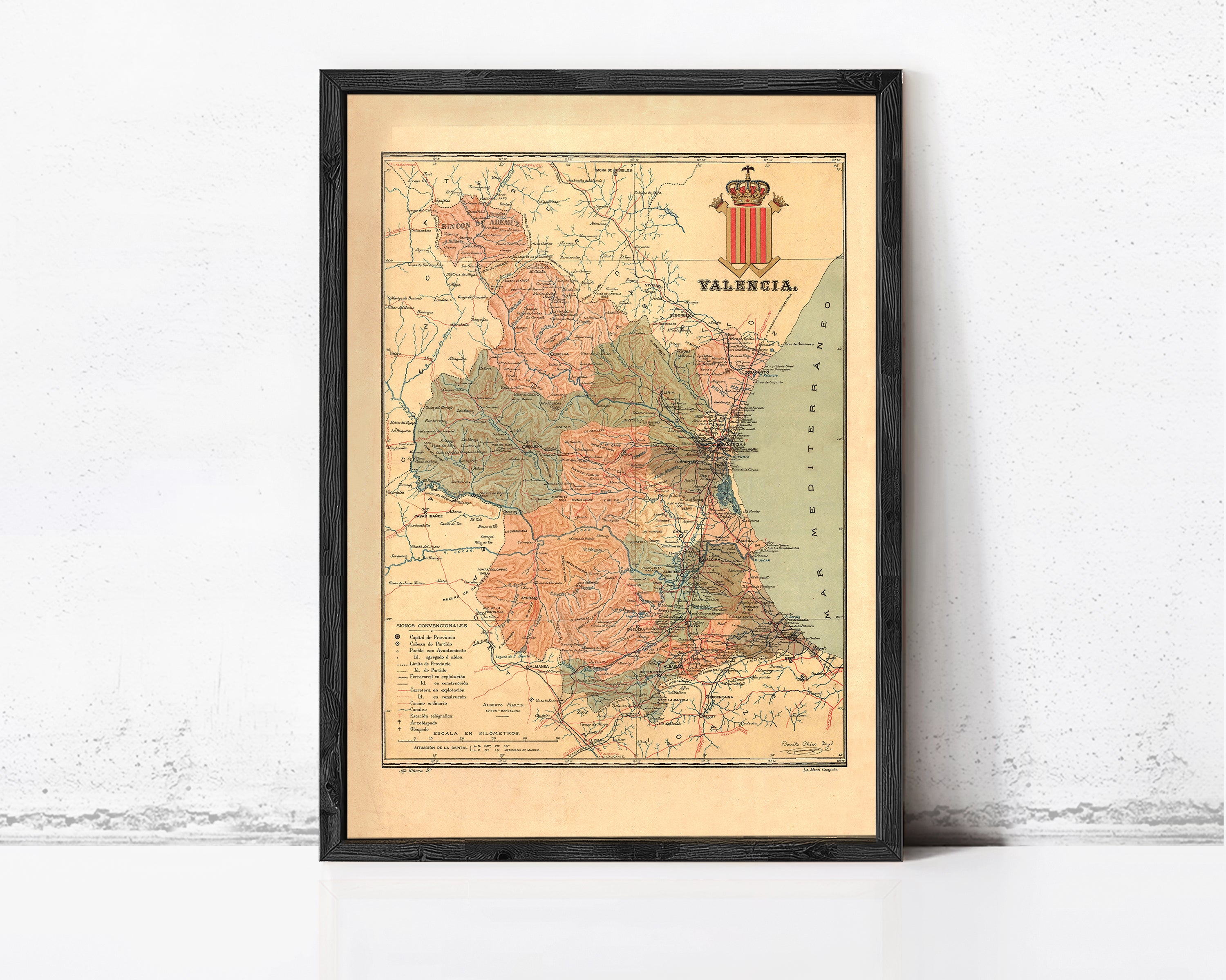 The image is a framed vintage map of the region of Valencia, Spain.