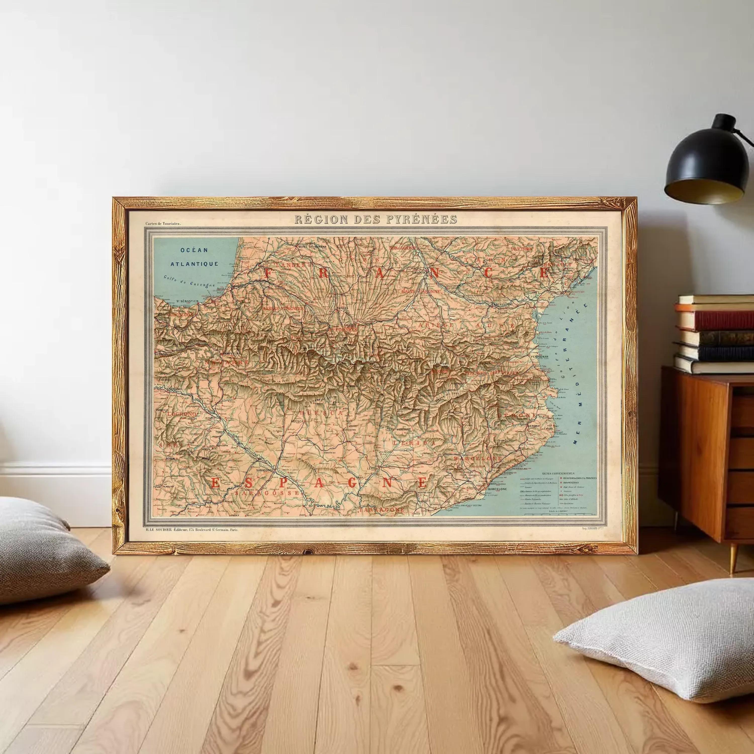 The image is a framed map of the region of the Pyrenees, which is a mountain range in South America.