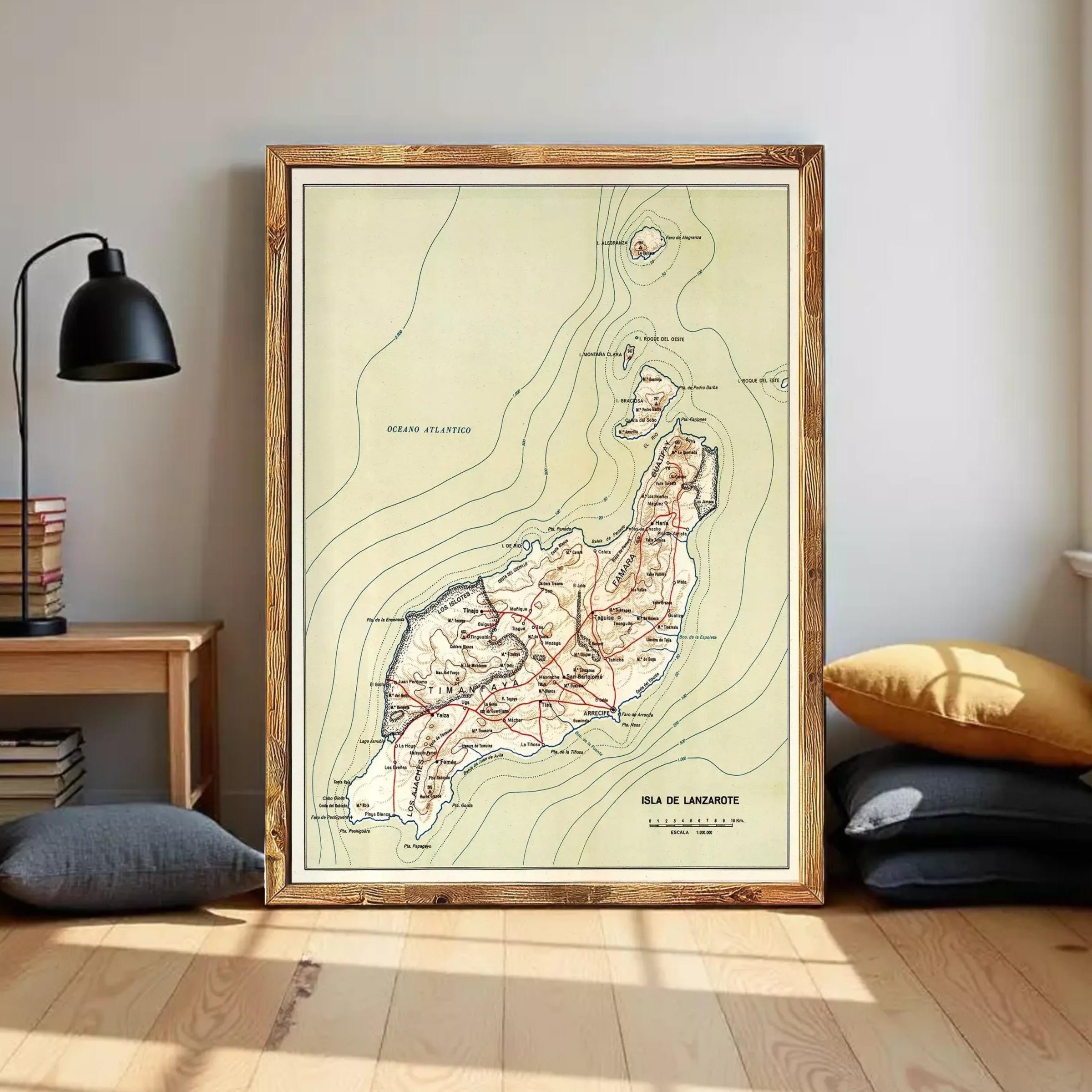 The image is a framed map of the island of Lanzote, showing the surrounding areas and geographical features.