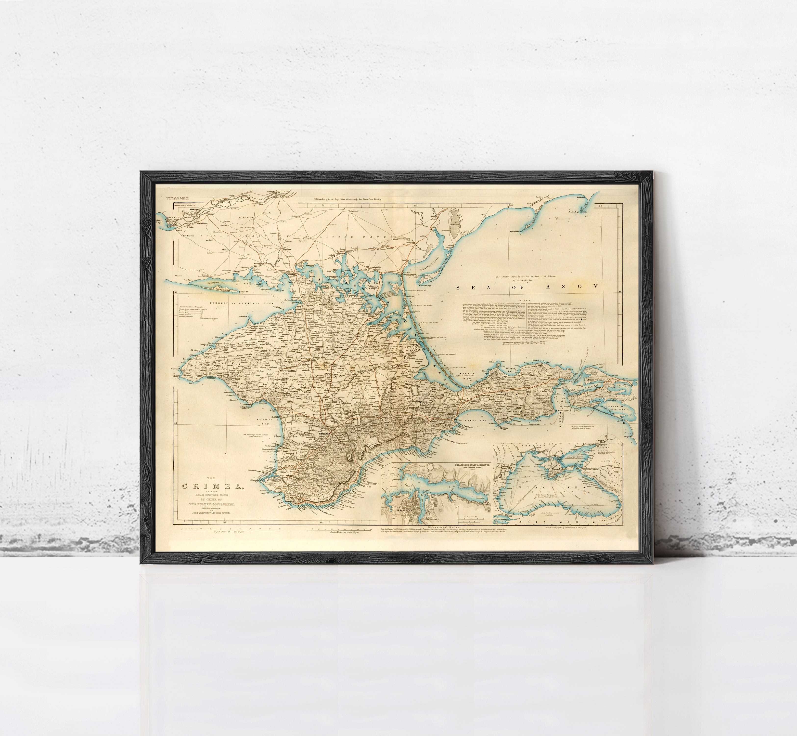 The image is a framed vintage map of the Soviet Union, depicting the country's geographical layout and boundaries.
