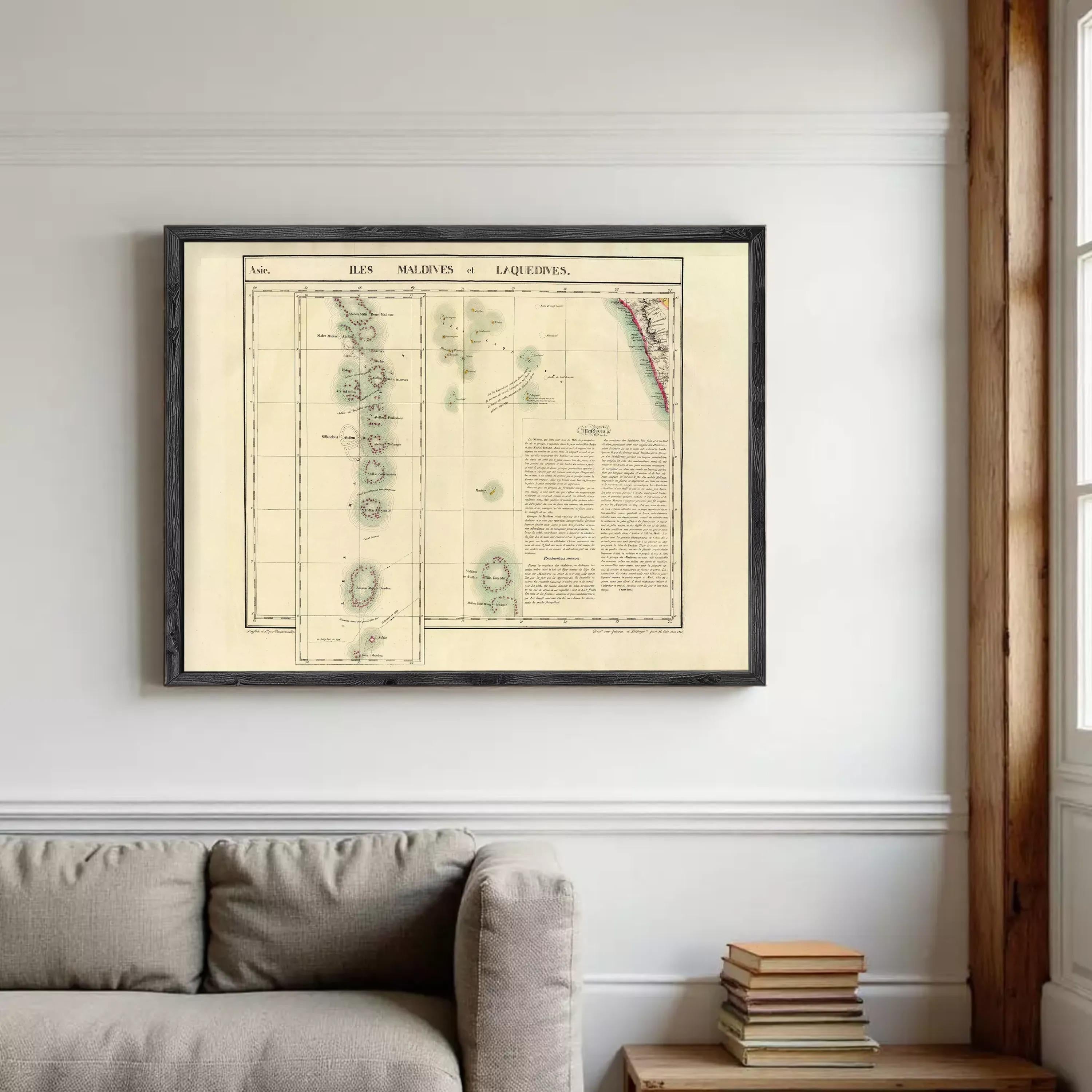 The image is a framed vintage map of the Maldives and Laquesdines, depicting the archipelago region in the Indian Ocean.