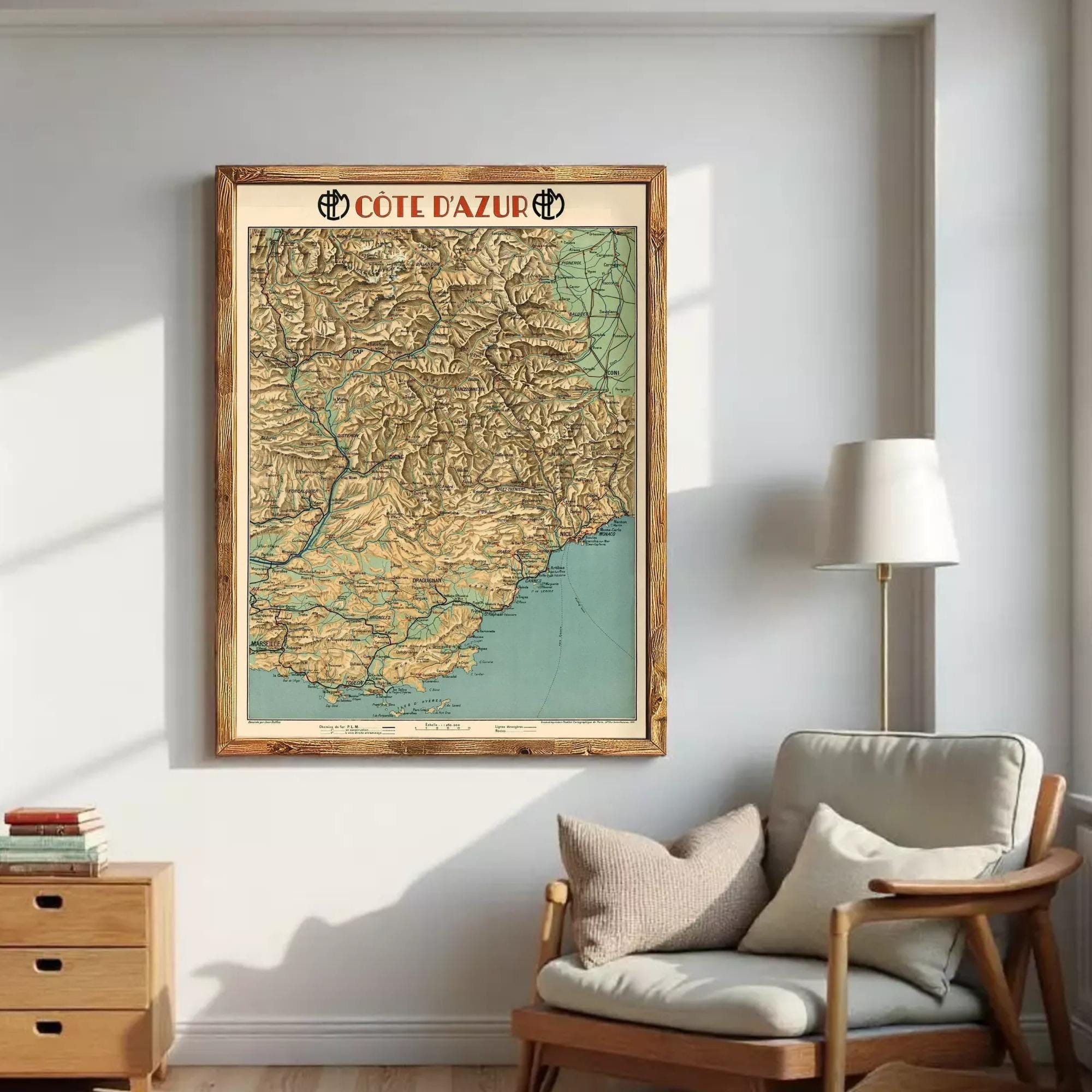 The image is a framed map of the Côte d'azur region, which is a mountain range in western France.